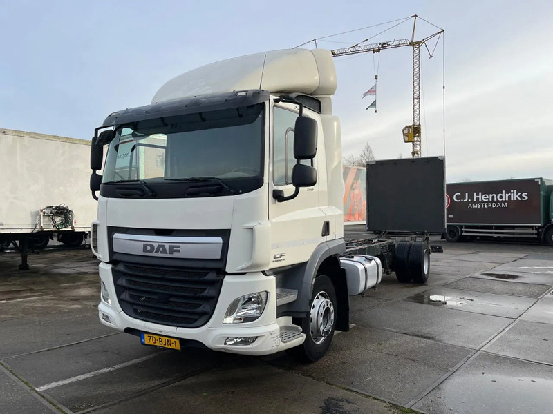 DAF CF 260 CF 260 FA CHASSIS CABINE EURO 6 - 驾驶室底盘卡车:图1 DAF CF 260 CF 260 FA CHASSIS CABINE EURO 6 - 驾驶室底盘卡车:图1