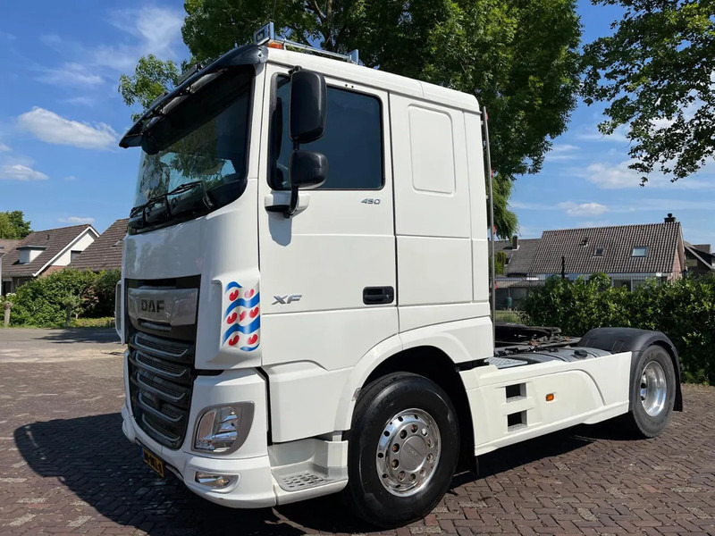 DAF XF 450 FT COMFORT CAB 9TN VOORAS EURO 6 - 牵引车:图1 DAF XF 450 FT COMFORT CAB 9TN VOORAS EURO 6 - 牵引车:图1