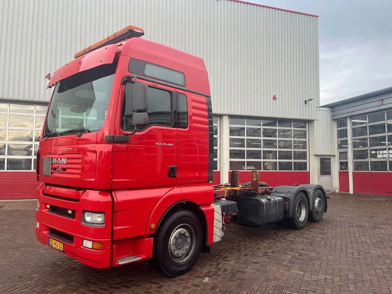 MAN 17 TGA 26.480 EURO 3 MANUAL - 驾驶室底盘卡车:图1 MAN 17 TGA 26.480 EURO 3 MANUAL - 驾驶室底盘卡车:图1