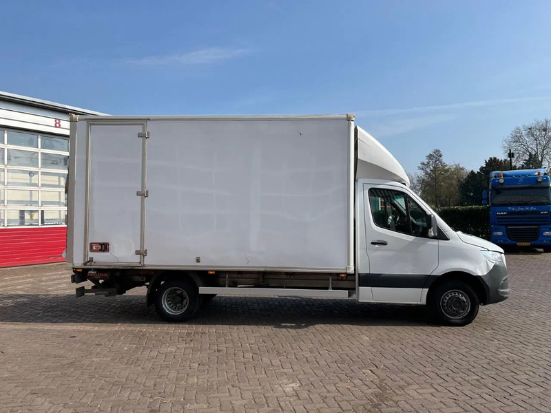 厢式货车 Mercedes-Benz Sprinter 516CDI：图6