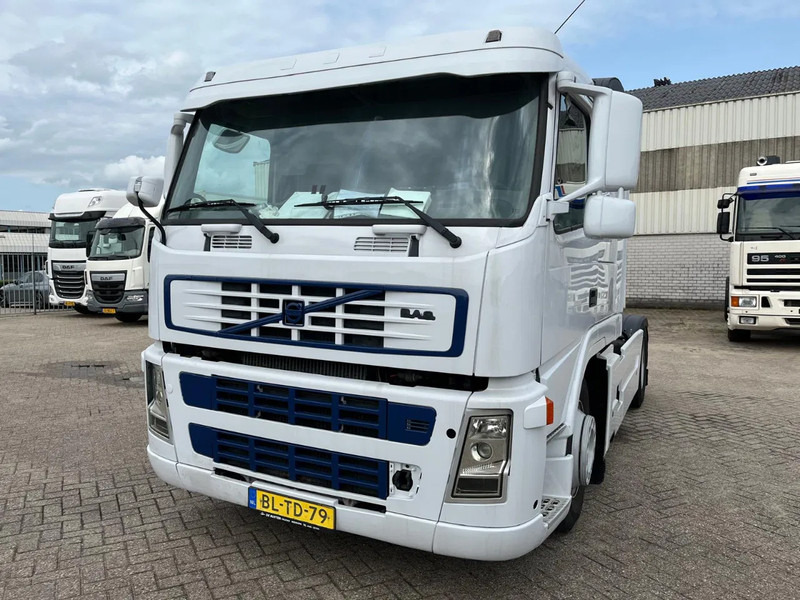 Volvo FM 9 MOTOR DEFECT (motor start wel maar kan niet rijden) - 牵引车:图2 Volvo FM 9 MOTOR DEFECT (motor start wel maar kan niet rijden) - 牵引车:图2