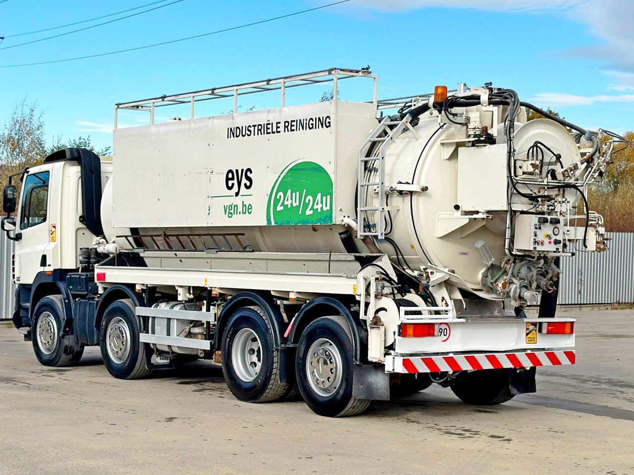 DAF CF 85.410 * Saug und Spülwagen +FUNK - 真空车:图5 DAF CF 85.410 * Saug und Spülwagen +FUNK - 真空车:图5