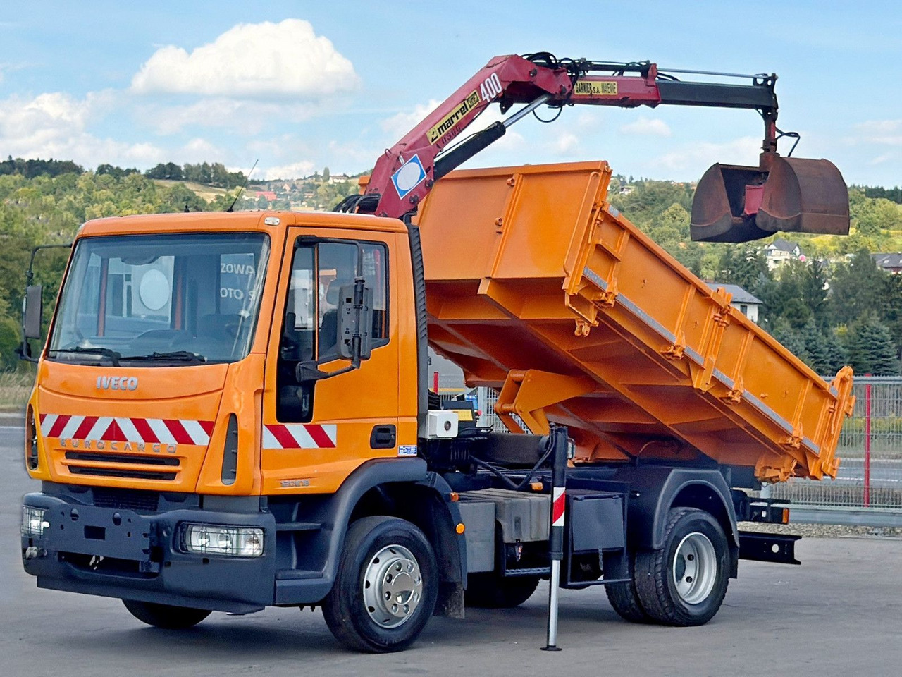 Iveco EUROCARGO 120E18 * HMF 403 K1 * TOPZUSTAND - 起重车, 翻斗车:图2 Iveco EUROCARGO 120E18 * HMF 403 K1 * TOPZUSTAND - 起重车, 翻斗车:图2