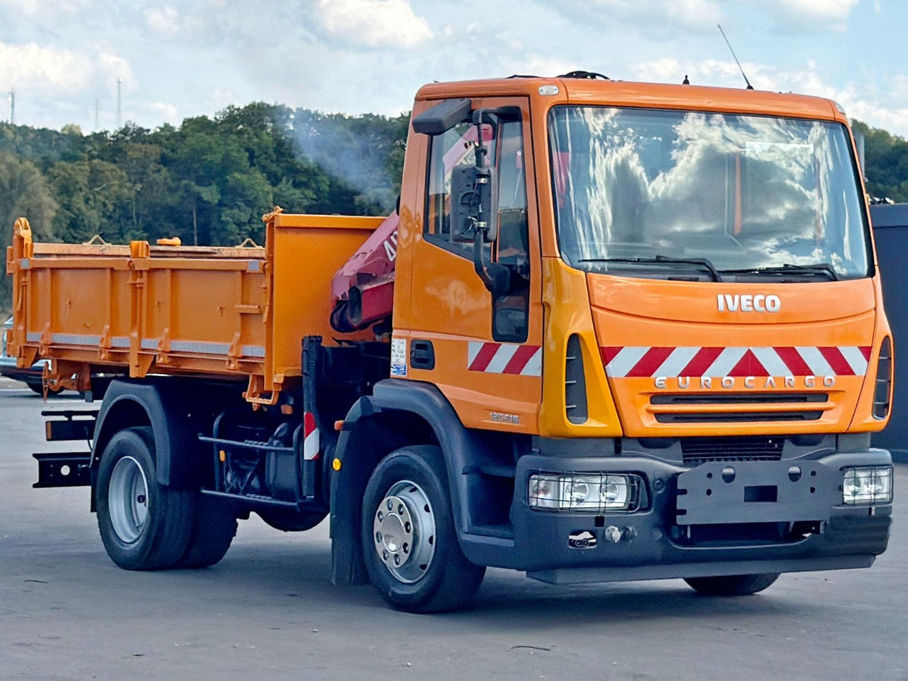Iveco EUROCARGO 120E18 * HMF 403 K1 * TOPZUSTAND - 起重车, 翻斗车:图3 Iveco EUROCARGO 120E18 * HMF 403 K1 * TOPZUSTAND - 起重车, 翻斗车:图3