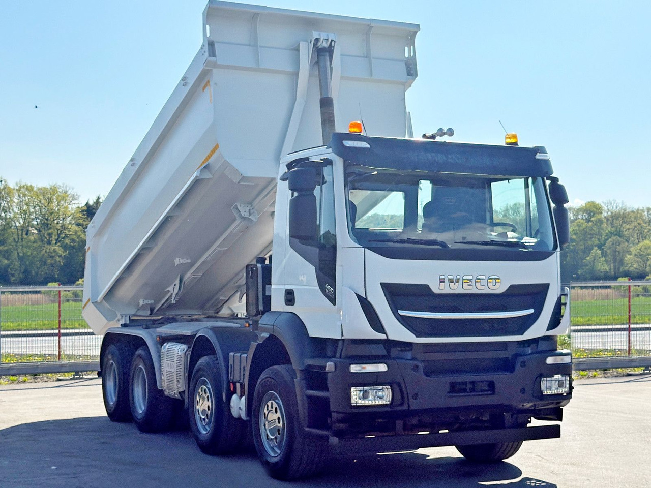 Iveco STRALIS X - WAY 460 * KIPPER * 8x4 * TOPZUSTAND - 翻斗车:图3 Iveco STRALIS X - WAY 460 * KIPPER * 8x4 * TOPZUSTAND - 翻斗车:图3