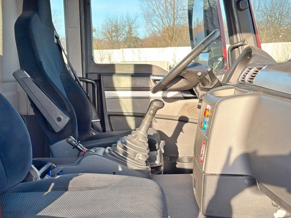 起重车 MAN TGS 26.360 Kipper 5,15m*HMF 1420 K2 + FUNK/6x2：图12