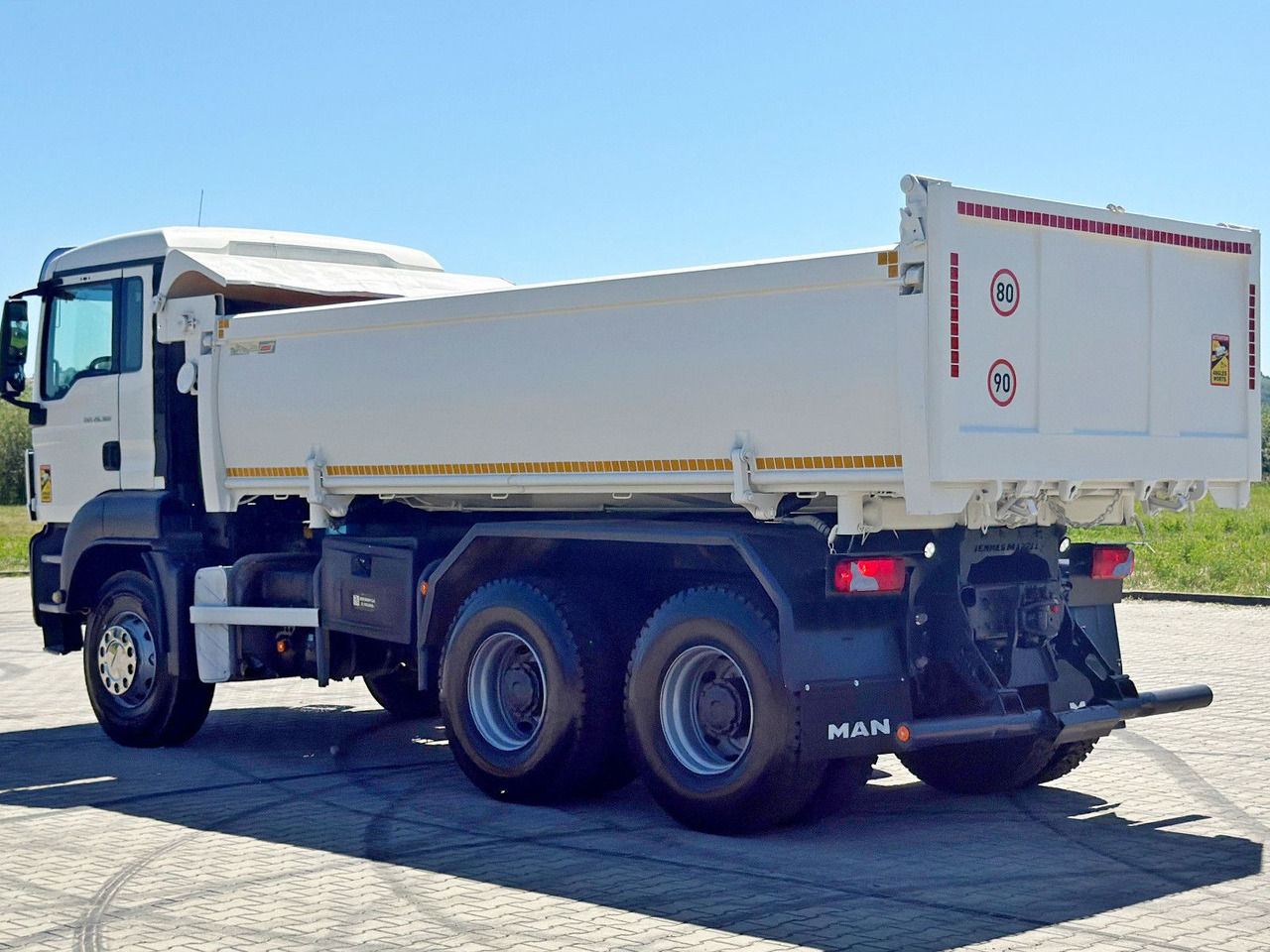 MAN TGS 26.360 Kipper 5,20 m + BORDMATIC / 6x4 租赁 MAN TGS 26.360 Kipper 5,20 m + BORDMATIC / 6x4：图8