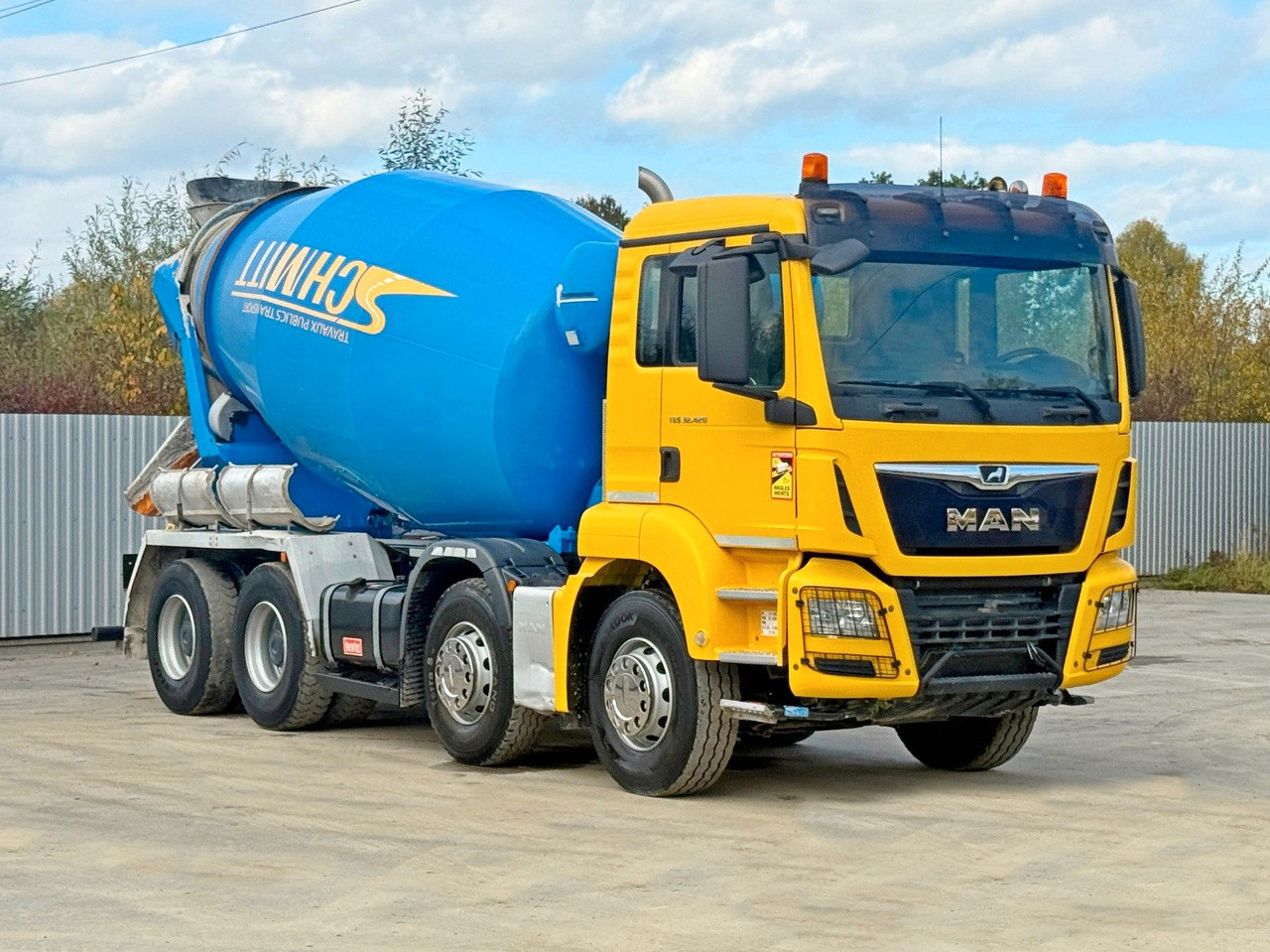 MAN TGS 32.420 * BETONMISCHER / 8x4 - 混凝土搅拌车:图1 MAN TGS 32.420 * BETONMISCHER / 8x4 - 混凝土搅拌车:图1