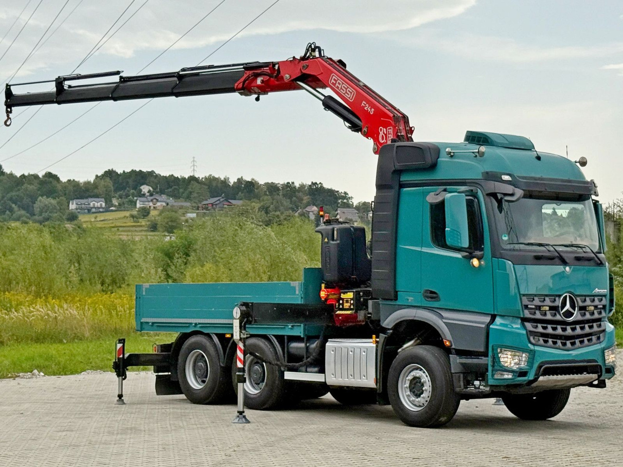 Mercedes-Benz AROCS 2548* FASSI F245A.0.24 E + FUNK / 6x4 *TOP - 起重车:图2 Mercedes-Benz AROCS 2548* FASSI F245A.0.24 E + FUNK / 6x4 *TOP - 起重车:图2