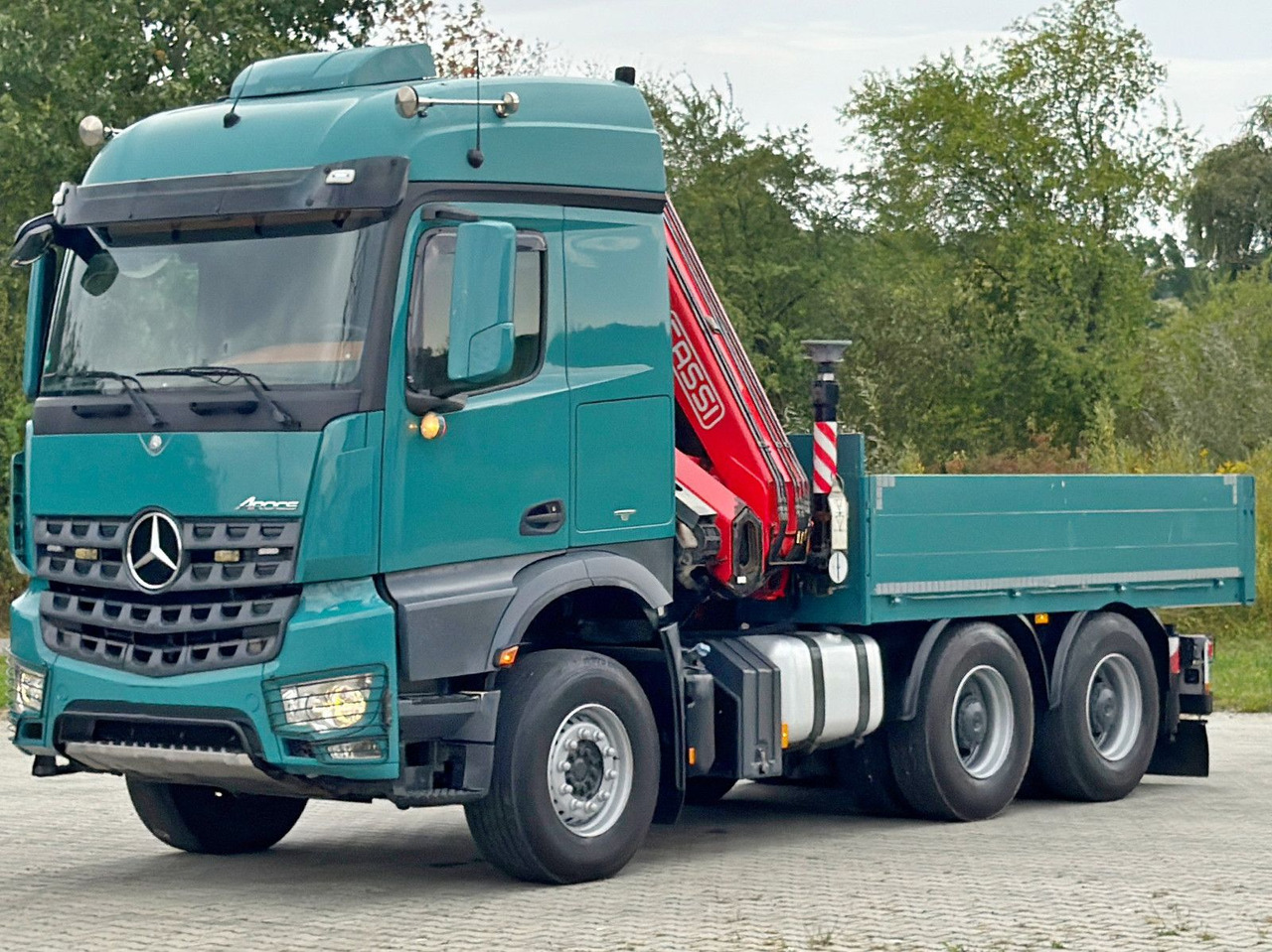 Mercedes-Benz AROCS 2548* FASSI F245A.0.24 E + FUNK / 6x4 *TOP - 起重车:图3 Mercedes-Benz AROCS 2548* FASSI F245A.0.24 E + FUNK / 6x4 *TOP - 起重车:图3