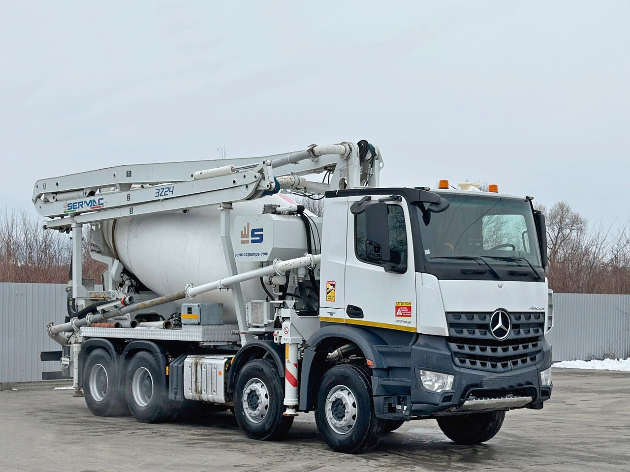 Mercedes-Benz AROCS 3743 * Betonpumpe + FUNK * 8x4 * TOP - 混凝土泵车:图1 Mercedes-Benz AROCS 3743 * Betonpumpe + FUNK * 8x4 * TOP - 混凝土泵车:图1