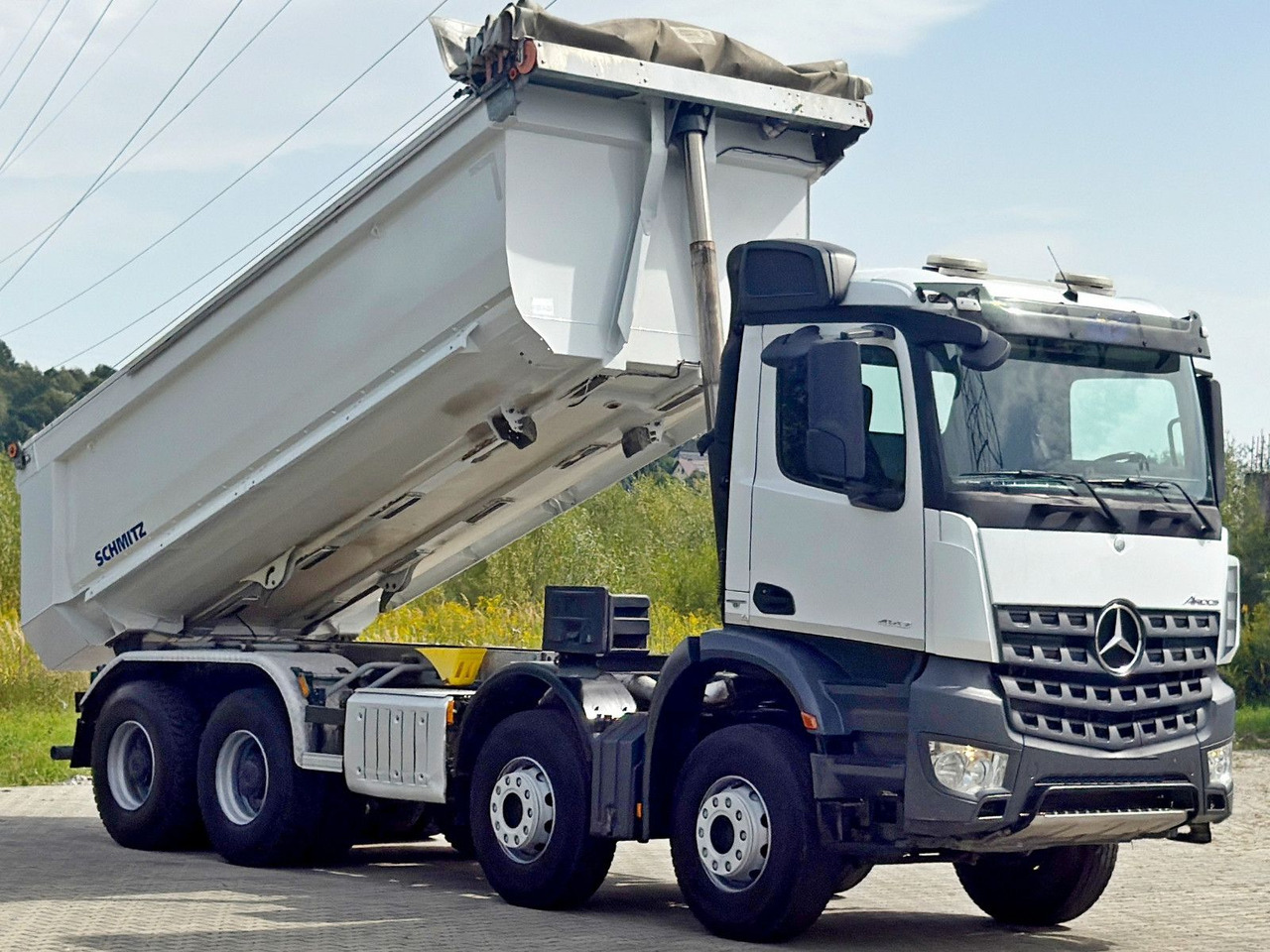 Mercedes-Benz AROCS 4142* KIPPER / 8x4 * TOPZUSTAND - 翻斗车:图3 Mercedes-Benz AROCS 4142* KIPPER / 8x4 * TOPZUSTAND - 翻斗车:图3
