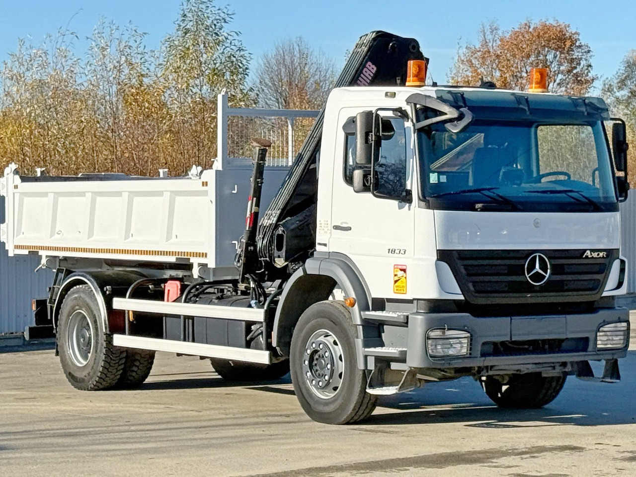 Mercedes-Benz AXOR 1833 * HIAB 144 B - 3 HIDUO + FUNK * TOP - 翻斗车, 起重车:图4 Mercedes-Benz AXOR 1833 * HIAB 144 B - 3 HIDUO + FUNK * TOP - 翻斗车, 起重车:图4