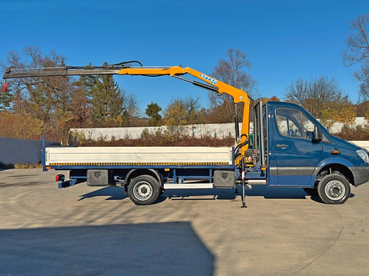 Mercedes-Benz Sprinter 516 CDI * EFFER 35 2S * TOP 租赁 Mercedes-Benz Sprinter 516 CDI * EFFER 35 2S * TOP:图6 Mercedes-Benz Sprinter 516 CDI * EFFER 35 2S * TOP 租赁 Mercedes-Benz Sprinter 516 CDI * EFFER 35 2S * TOP:图6