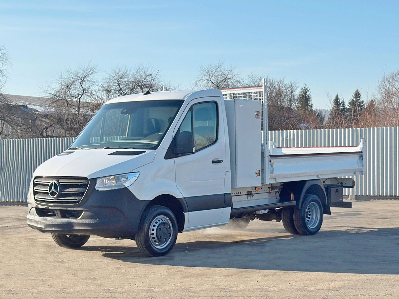Mercedes-Benz Sprinter Kipper 3,05 m * TOP - 翻斗货车:图4 Mercedes-Benz Sprinter Kipper 3,05 m * TOP - 翻斗货车:图4