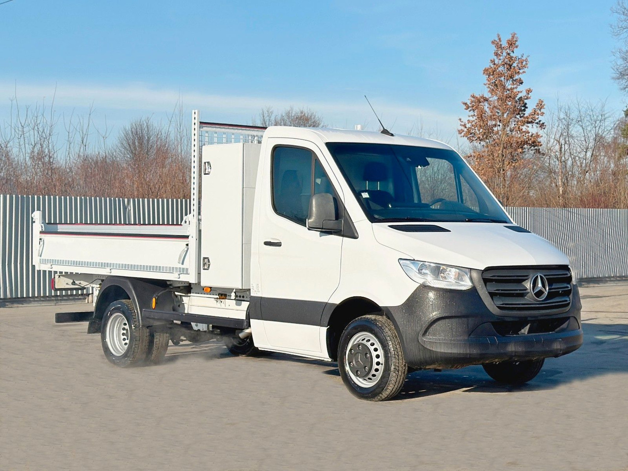 Mercedes-Benz Sprinter Kipper 3,05 m * TOP - 翻斗货车:图3 Mercedes-Benz Sprinter Kipper 3,05 m * TOP - 翻斗货车:图3