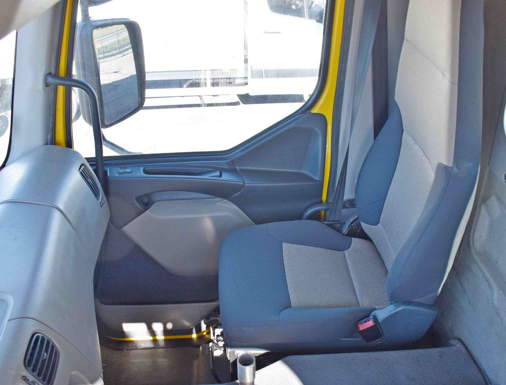 翻斗车 Renault KERAX 410 DXI* KIPPER 6,00m + BORDMATIC/ 8x4 Renault KERAX 410 DXI* KIPPER 6,00m + BORDMATIC/ 8x4:图10 翻斗车 Renault KERAX 410 DXI* KIPPER 6,00m + BORDMATIC/ 8x4 Renault KERAX 410 DXI* KIPPER 6,00m + BORDMATIC/ 8x4:图10