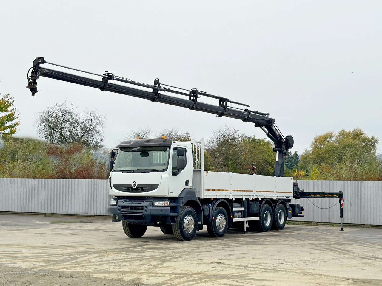 Renault KERAX 430 * HIAB 211 EP-5 HIDUO /FUNK *8x4 - 起重车:图2 Renault KERAX 430 * HIAB 211 EP-5 HIDUO /FUNK *8x4 - 起重车:图2