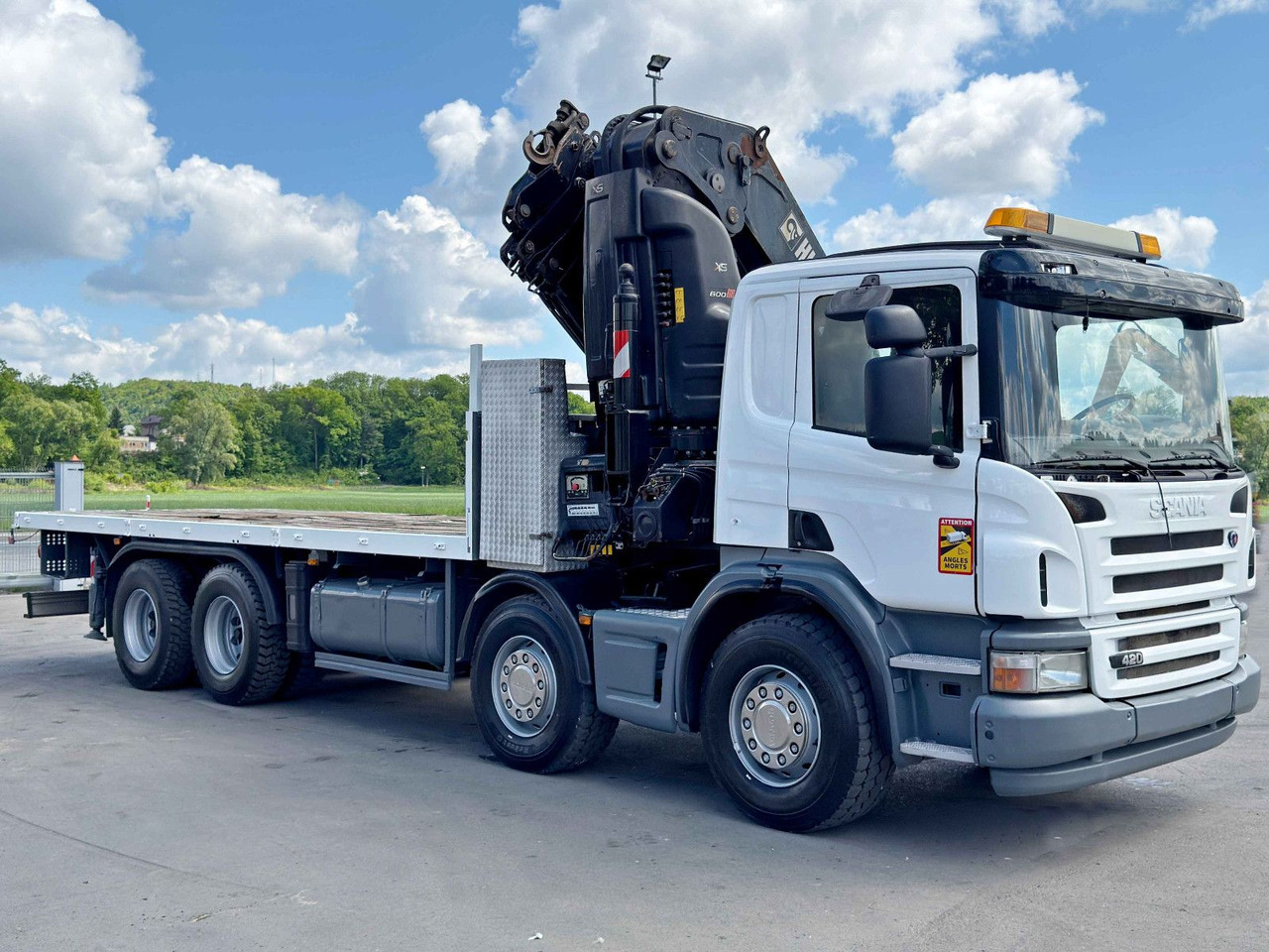 Scania P 420* PLATFORM 6,80m * HIAB 600 EP-5/FUNK * 8x4 - 起重车:图3 Scania P 420* PLATFORM 6,80m * HIAB 600 EP-5/FUNK * 8x4 - 起重车:图3