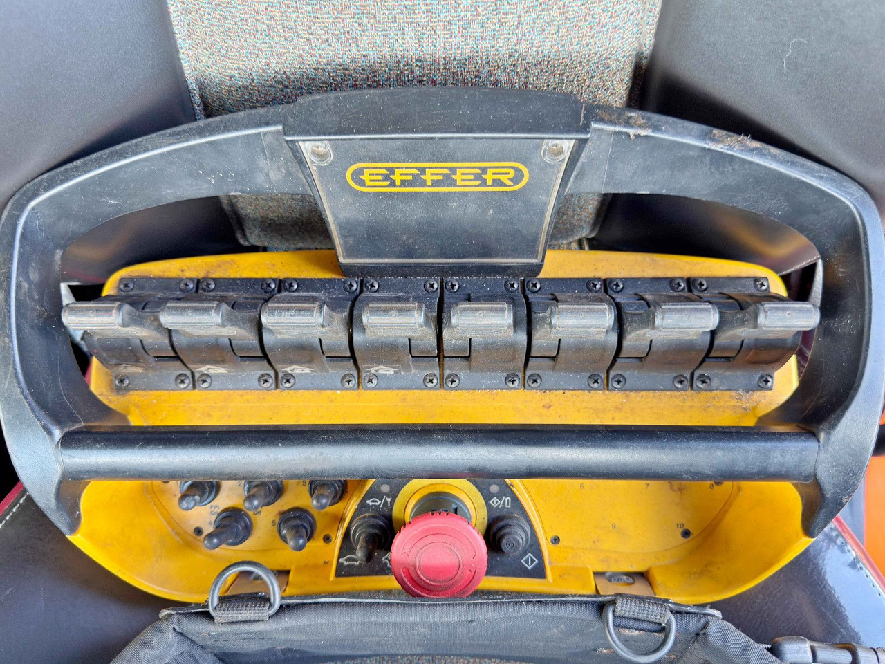 拖吊车 Volvo FMX 450 Abschleppwagen 6,70 m *EFFER 175/4S*FUNK：图11