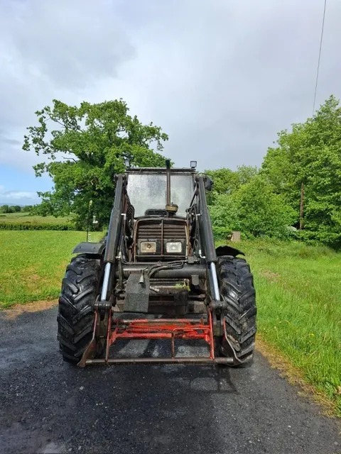 Massey Ferguson 399 c/w Loader - 拖拉机:图3 Massey Ferguson 399 c/w Loader - 拖拉机:图3