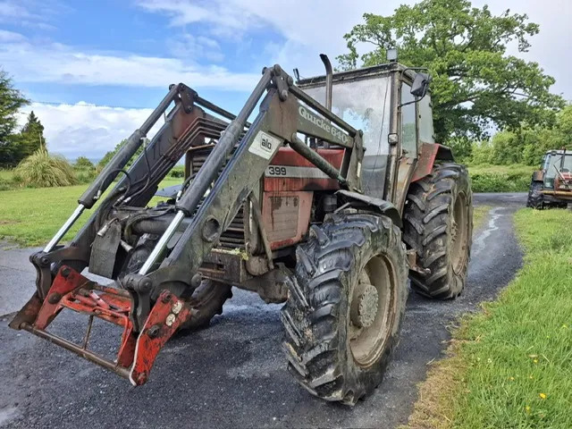 Massey Ferguson 399 c/w Loader - 拖拉机:图1 Massey Ferguson 399 c/w Loader - 拖拉机:图1