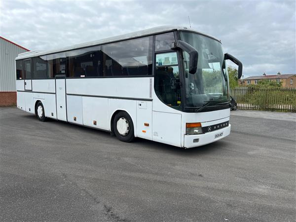 2004 Setra 315 GT 49 Seat coach, MOT November, 6 cylinder, 6 speed manual, excellent runner. - 长途客车:图3 2004 Setra 315 GT 49 Seat coach, MOT November, 6 cylinder, 6 speed manual, excellent runner. - 长途客车:图3