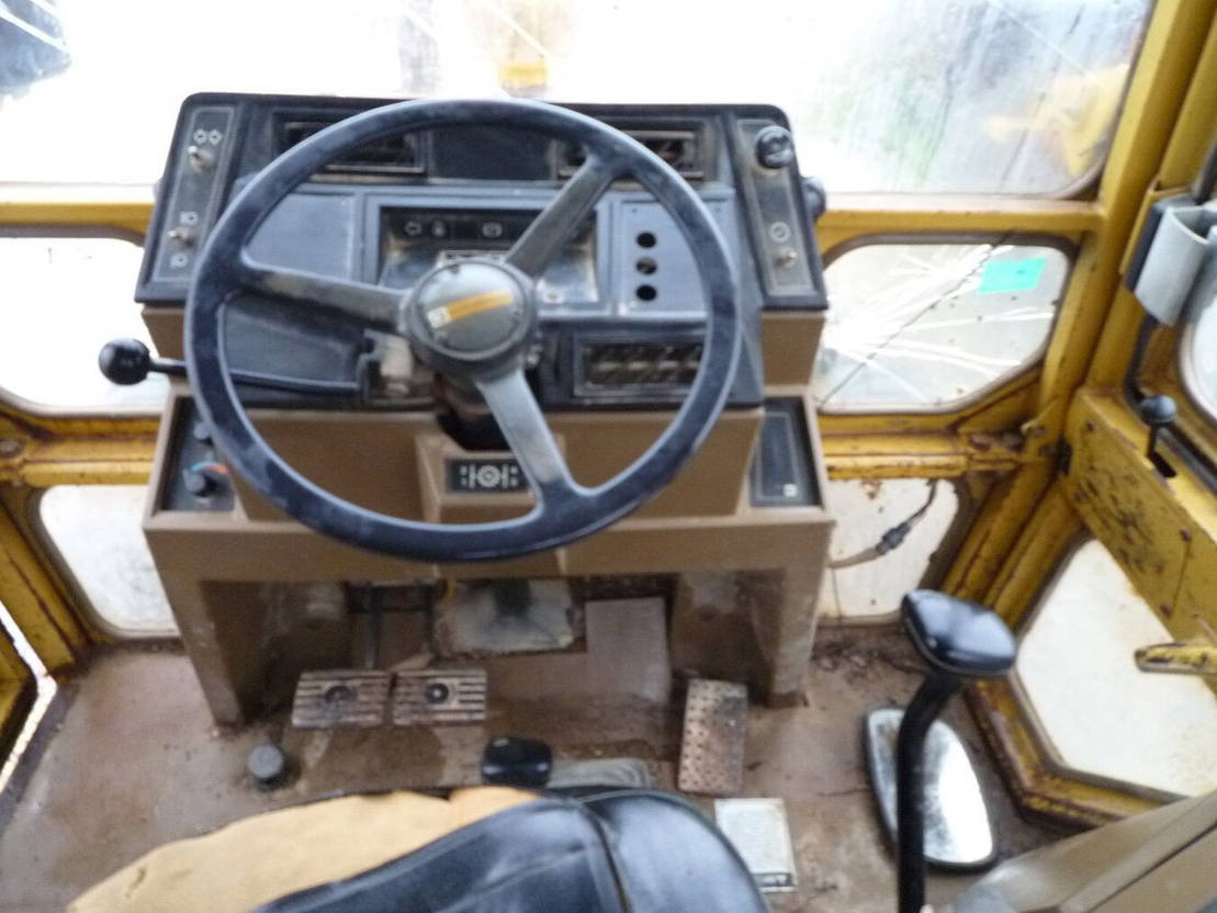 反铲装载机 Caterpillar 438 438:图6 反铲装载机 Caterpillar 438 438:图6