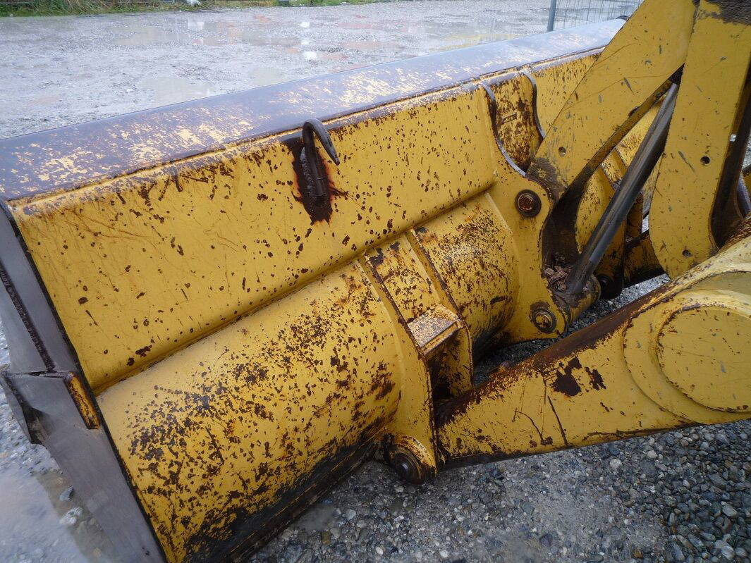 反铲装载机 Caterpillar 438 438:图12 反铲装载机 Caterpillar 438 438:图12