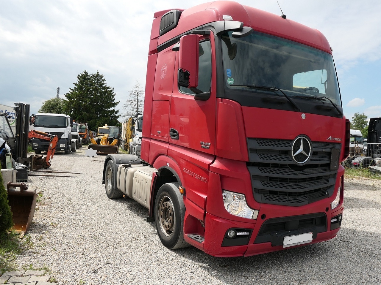 Mercedes Benz Actros 1845 - 牵引车:图4 Mercedes Benz Actros 1845 - 牵引车:图4