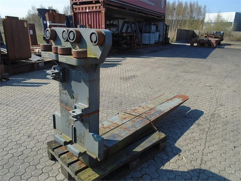 Fork Fitted with Rolls, Kissing 28.000kg@1200mm // 2400 - 叉 适用于 材料装卸设备:图1 Fork Fitted with Rolls, Kissing 28.000kg@1200mm // 2400 - 叉 适用于 材料装卸设备:图1