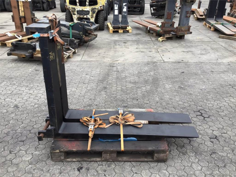 Hook ON 1500X200X750 @600 - 叉 适用于 材料装卸设备:图1 Hook ON 1500X200X750 @600 - 叉 适用于 材料装卸设备:图1