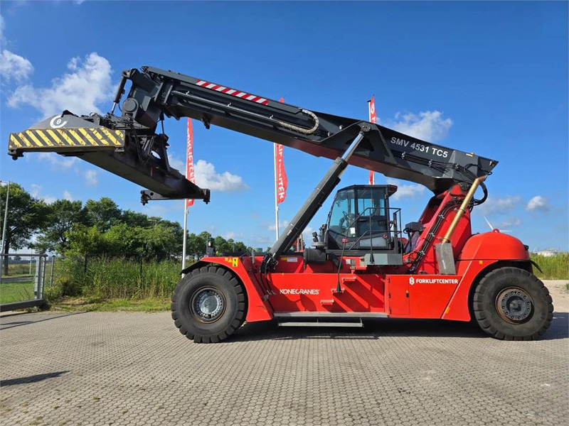 KONECRANES SMV 4531 TC5 - 前移式堆垛机:图2 KONECRANES SMV 4531 TC5 - 前移式堆垛机:图2