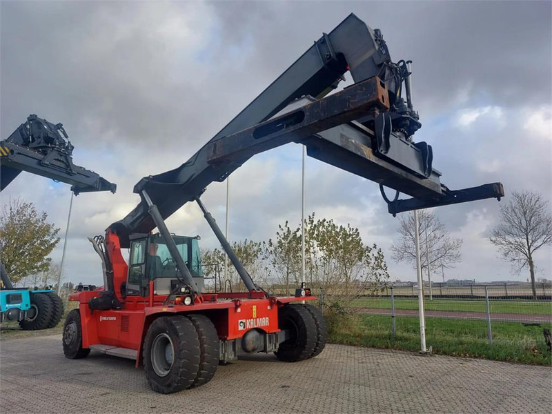 Kalmar DRF100-54S6 - 集装箱叉装车:图3 Kalmar DRF100-54S6 - 集装箱叉装车:图3