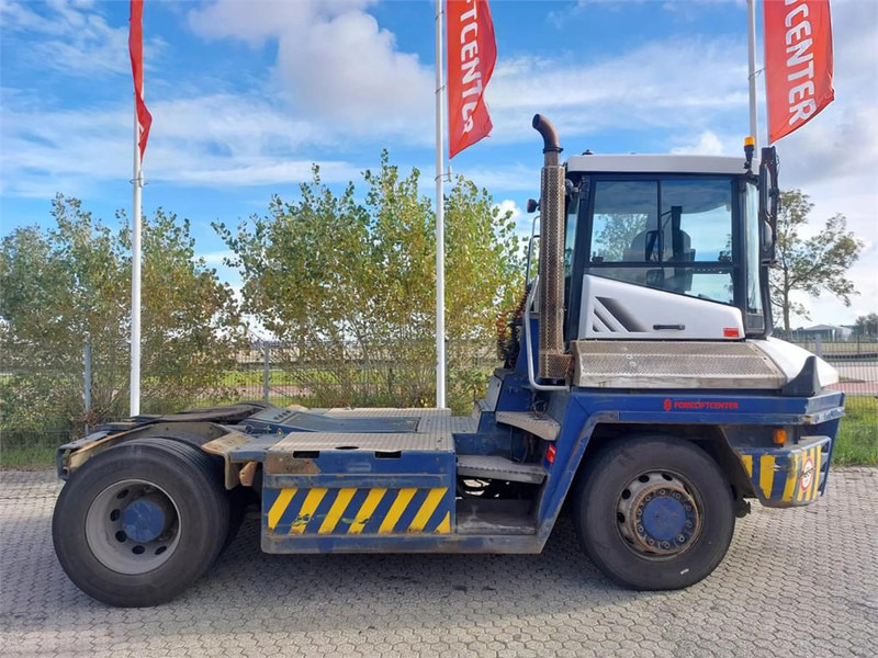 Terberg RT283 4x4 - 码头牵引车:图3 Terberg RT283 4x4 - 码头牵引车:图3
