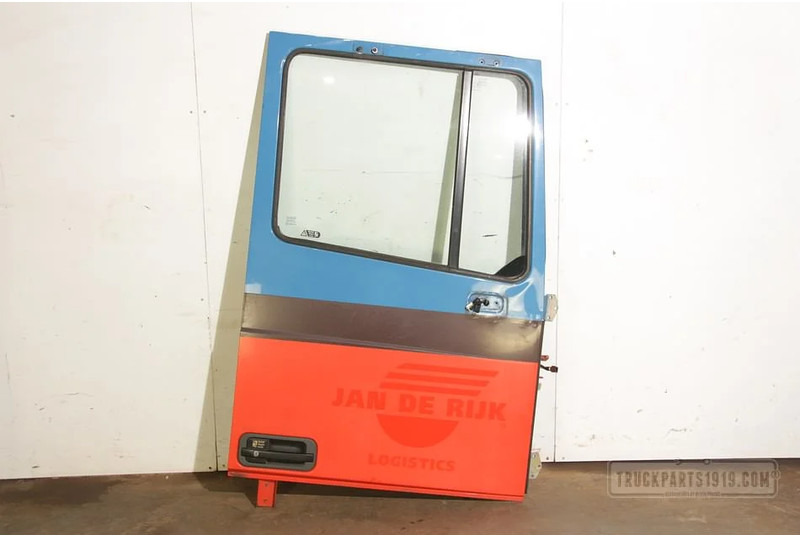 DAF Body & Chassis Parts Portier Re. DAF XF 105 - 车门及其零件 适用于 卡车:图1 DAF Body & Chassis Parts Portier Re. DAF XF 105 - 车门及其零件 适用于 卡车:图1