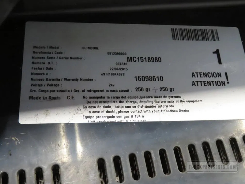 DAF Heating, Ventilation & AC Dak airco unit DAF XF - 暖通系统 适用于 卡车:图4 DAF Heating, Ventilation & AC Dak airco unit DAF XF - 暖通系统 适用于 卡车:图4
