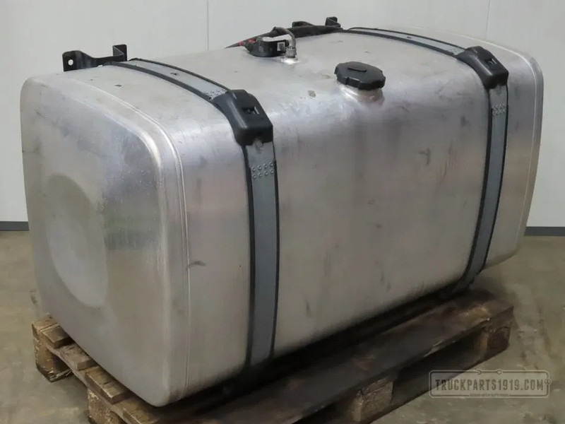 MAN 81.12201-5887 | Brandstoftank + steunen - 燃料箱 适用于 卡车:图1 MAN 81.12201-5887 | Brandstoftank + steunen - 燃料箱 适用于 卡车:图1