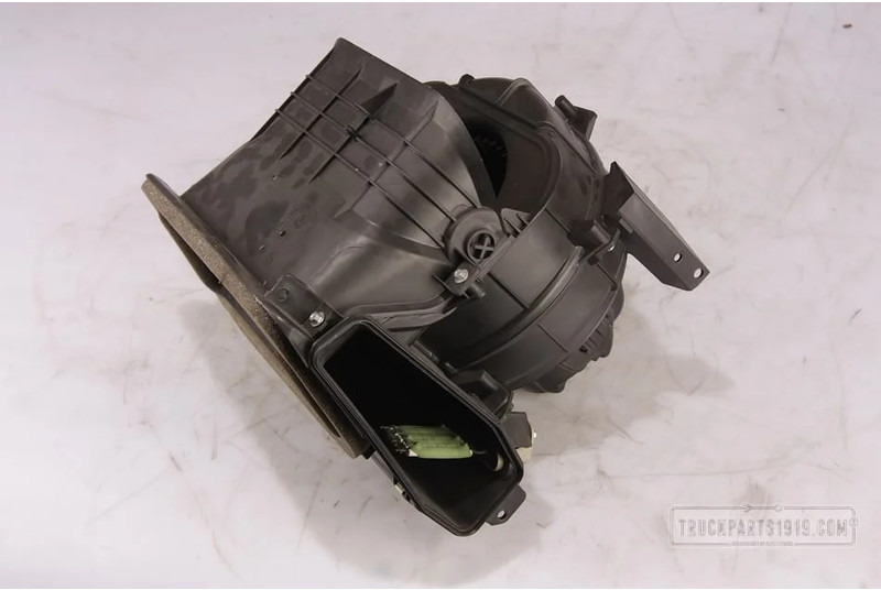Mercedes-Benz Heating, Ventilation & AC Kachel ventilator MB Atego - 暖通系统 适用于 卡车:图2 Mercedes-Benz Heating, Ventilation & AC Kachel ventilator MB Atego - 暖通系统 适用于 卡车:图2