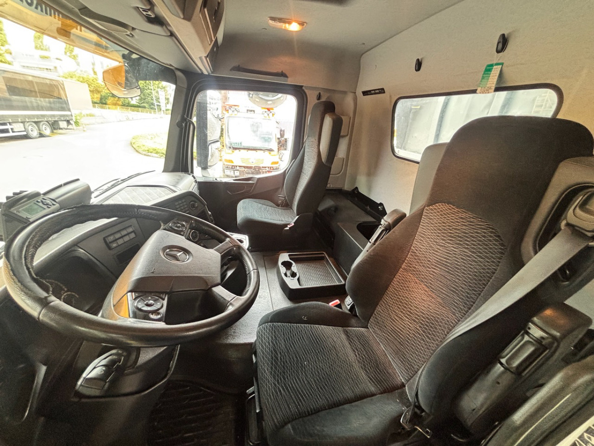 MERCEDES Arocs 3251 - 翻斗车:图4 MERCEDES Arocs 3251 - 翻斗车:图4