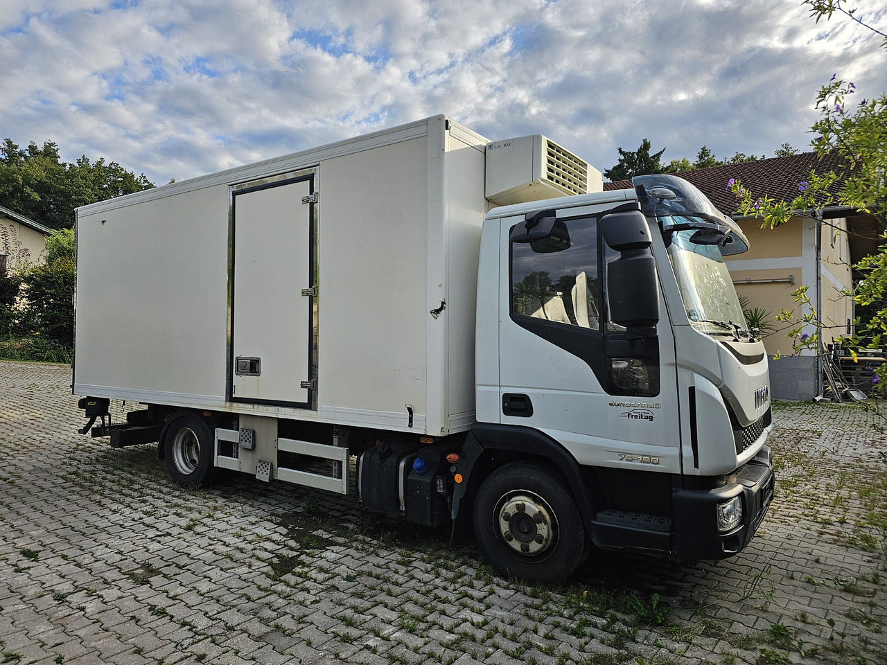 IVECO EUROCARGO 75-190 LBW Palfinger - 冷藏车:图1 IVECO EUROCARGO 75-190 LBW Palfinger - 冷藏车:图1