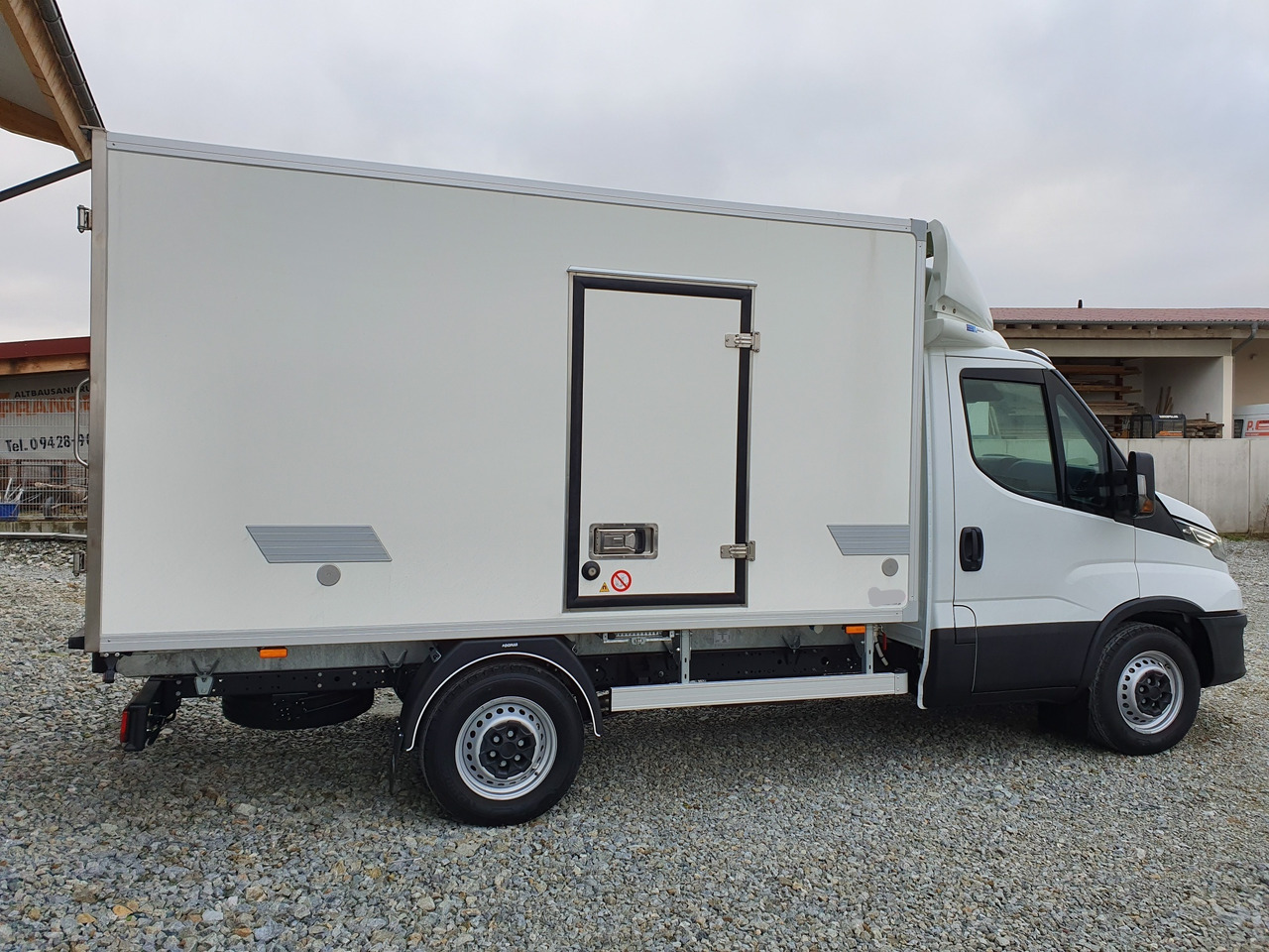 Iveco Daily 180 Tiefkühlkoffer 6PAL - 冷藏货车:图3 Iveco Daily 180 Tiefkühlkoffer 6PAL - 冷藏货车:图3