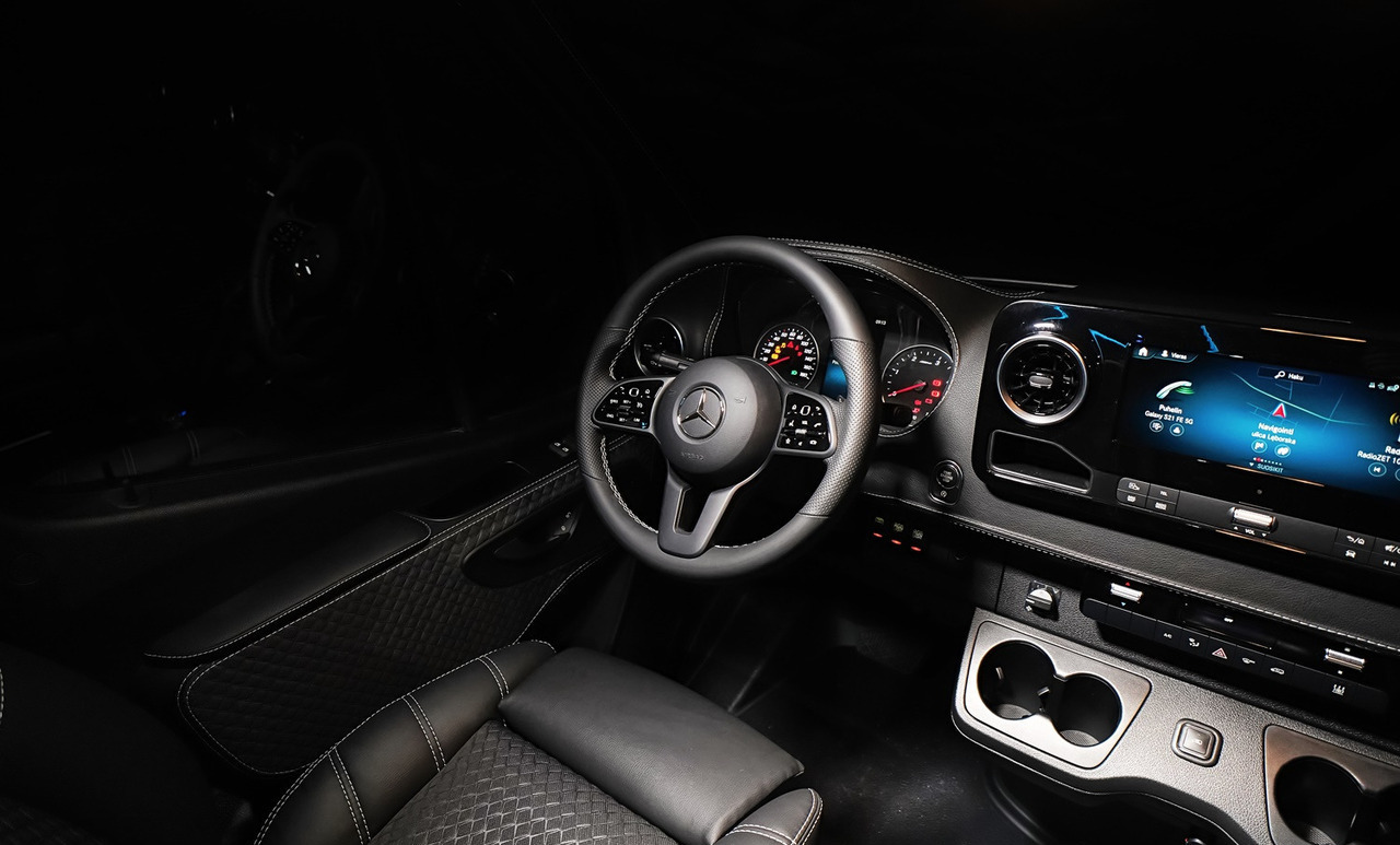 Mercedes Sprinter 319 Busconcept L3H2 9-Sitze - 小型巴士, 小型客车:图4 Mercedes Sprinter 319 Busconcept L3H2 9-Sitze - 小型巴士, 小型客车:图4