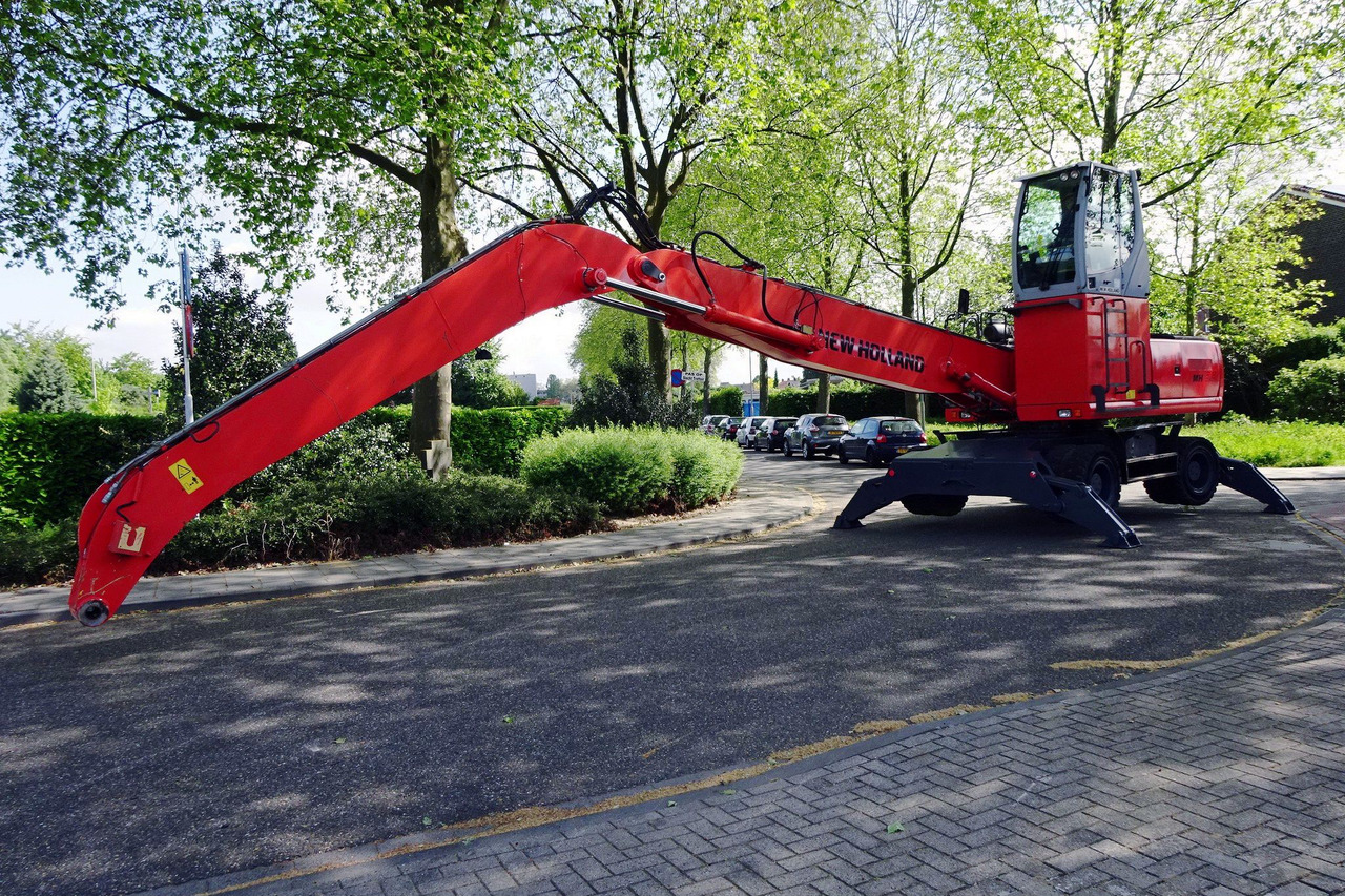 New Holland MH 6.6 Materialhandler With Magnet System - 垃圾/ 工业叉装车:图2 New Holland MH 6.6 Materialhandler With Magnet System - 垃圾/ 工业叉装车:图2