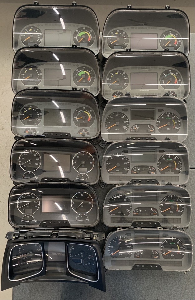 MERCEDES ACTROS MP1-MP2-MP3-MP4-ATEGO2 ELECTRONIC INSTRUMENT EURO 2/3/4/5 - 行车记录仪 适用于 卡车:图5 MERCEDES ACTROS MP1-MP2-MP3-MP4-ATEGO2 ELECTRONIC INSTRUMENT EURO 2/3/4/5 - 行车记录仪 适用于 卡车:图5
