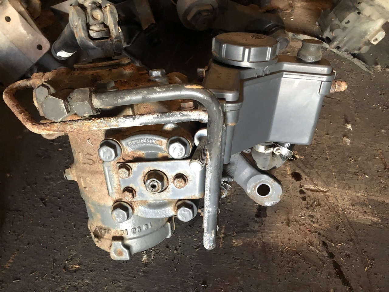 MERCEDES ATEGO-ACTROS POWER STEERING LS3-LS4-LS6-LS7-LS8 - 转向装置:图1 MERCEDES ATEGO-ACTROS POWER STEERING LS3-LS4-LS6-LS7-LS8 - 转向装置:图1