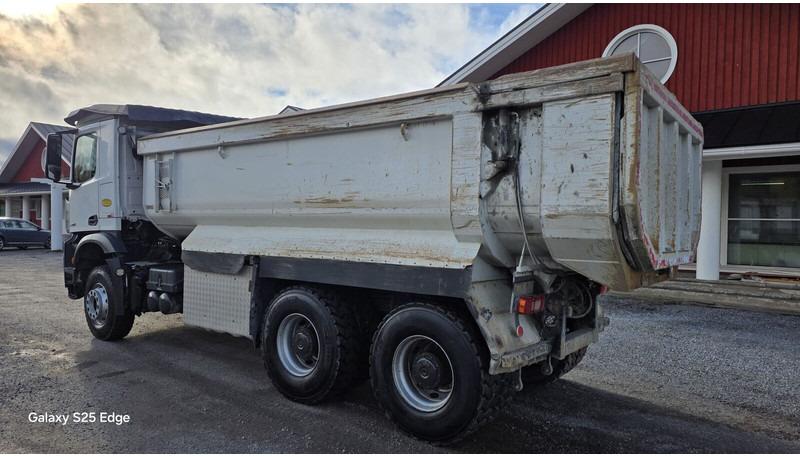 Mercedes-Benz 3558 6x4 2022 ONLY 113 tkm - 翻斗车:图5 Mercedes-Benz 3558 6x4 2022 ONLY 113 tkm - 翻斗车:图5