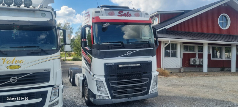 Volvo FH460 Globe 2016 - 驾驶室底盘卡车:图3 Volvo FH460 Globe 2016 - 驾驶室底盘卡车:图3