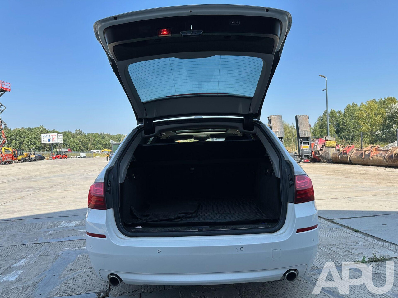 汽车 BMW 535D XDRIVE F11:图18 汽车 BMW 535D XDRIVE F11:图18