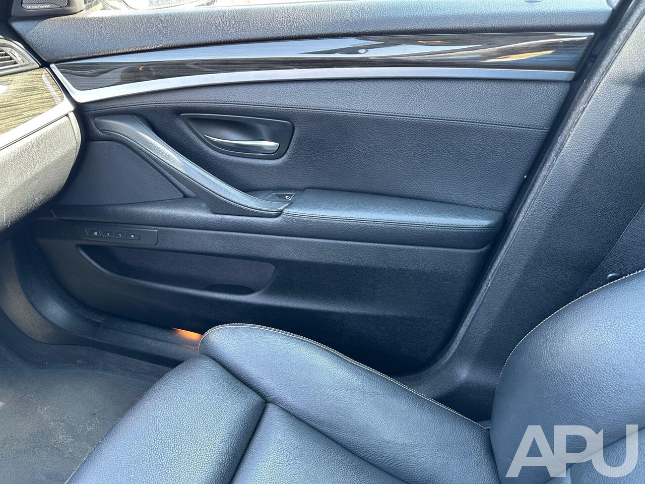 汽车 BMW 535D XDRIVE F11:图10 汽车 BMW 535D XDRIVE F11:图10